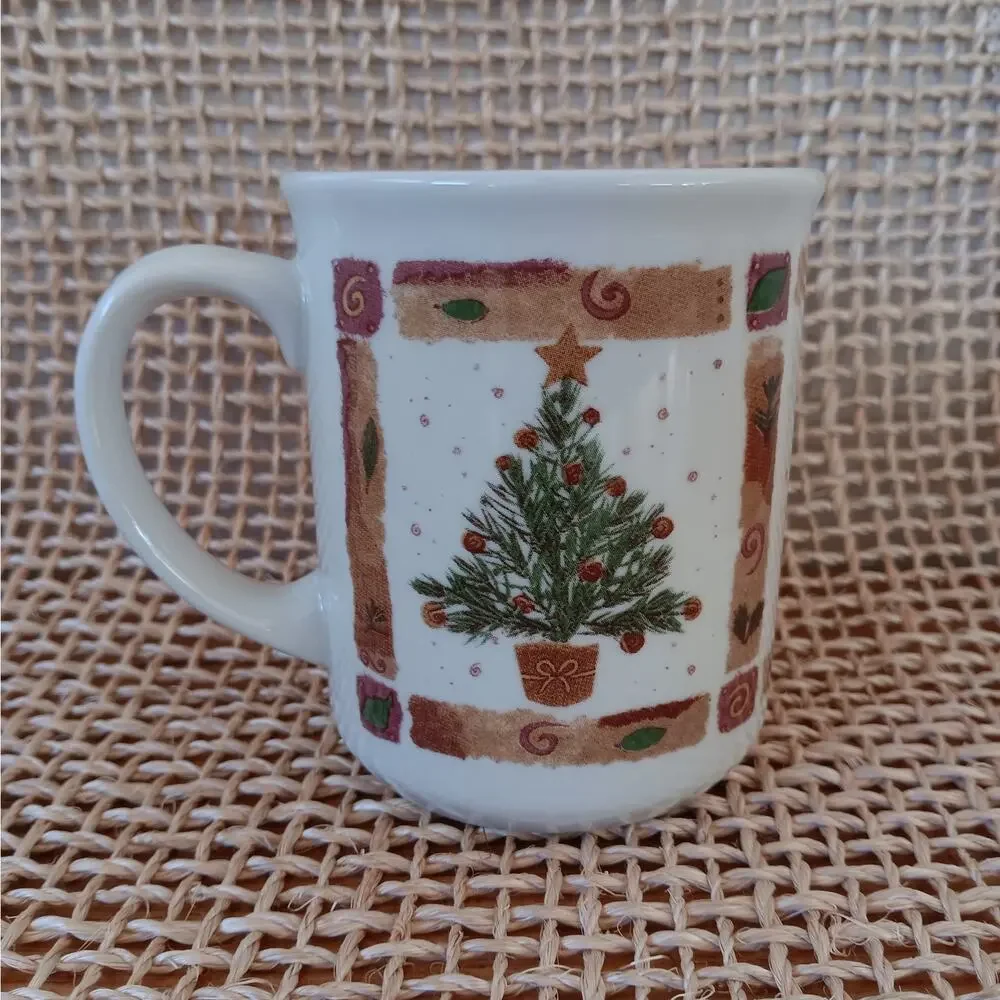 Pier 1 Natural Christmas Tree Mug